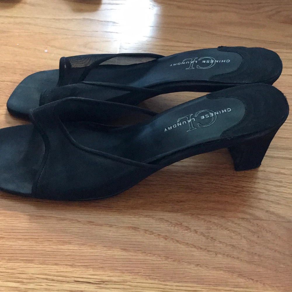 Heels - Picture 2 of 3